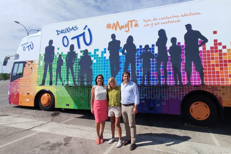 Presentado en Alcobendas el autobús itinerante ‘Drogas o Tú’ de la Comunidad de Madrid