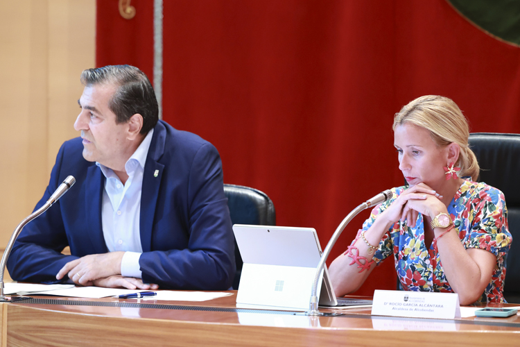 La Alcaldesa de Alcobendas, Rocío García Alcántara, presenta el Presupuesto Municipal de 2025 y los Planes de Actuación Municipal al Consejo Social de la Ciudad