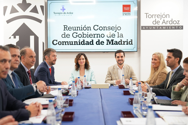 Díaz Ayuso anuncia el acuerdo de la Comunidad de Madrid de recurrir en su totalidad la Ley de Amnistía ante el Tribunal Constitucional: “Es una infamia”