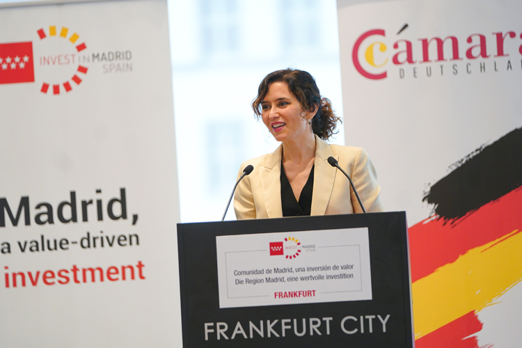 Díaz Ayuso pide en Frankfurt “confianza” a los inversores para las “grandes apuestas de futuro” de la Comunidad de Madrid