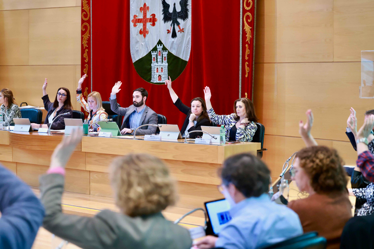 El Pleno de Alcobendas aprueba una moción que rechaza la tasa de basuras impuesta por el Gobierno central