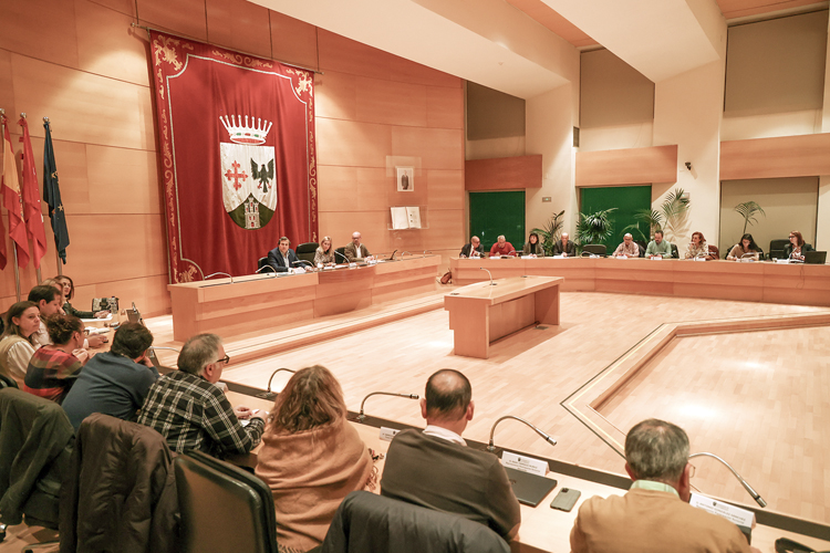 Familia y atracción de inversiones, ejes del proyecto de Presupuesto de 2024 presentado por el Gobierno Municipal en Alcobendas