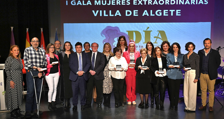 Algete premia a siete mujeres y a un hombre en la I Gala Mujeres Extraordinarias Villa de Algete