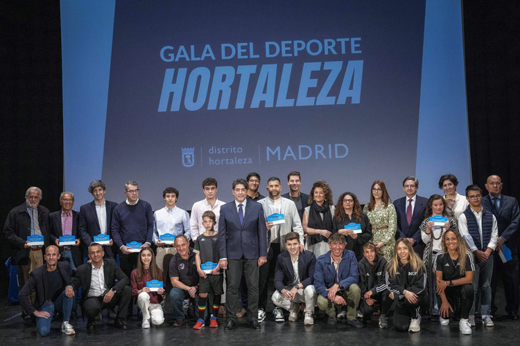 El Distrito de Hortaleza reconoce la trayectoria de deportistas y clubes en la I Gala del Deporte