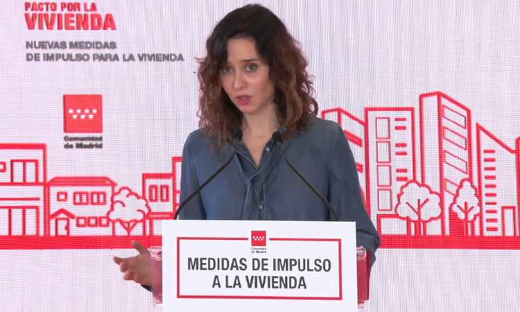 Díaz Ayuso anuncia nuevas rebajas fiscales para compra y alquiler de viviendas con un ahorro de casi 100 millones de euros