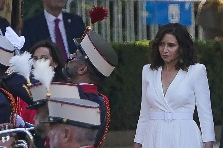 Díaz Ayuso asiste a la celebración de la Fiesta Nacional presidida por Sus Majestades los Reyes 