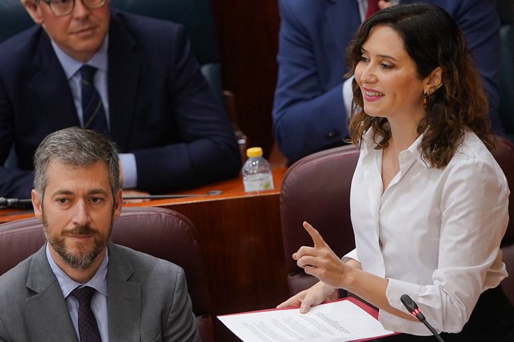 Díaz Ayuso al PSOE: “Hoy van a aprobar la ley más corrupta de la historia de la democracia y les va a pesar toda la vida”