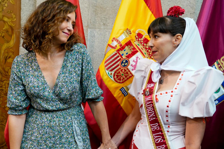 Díaz Ayuso participó en los actos conmemorativos en honor a la Virgen de la Paloma