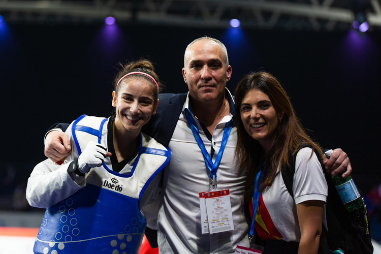 Adriana Cerezo se cuelga la plata en el Grand Prix Final de Manchester 